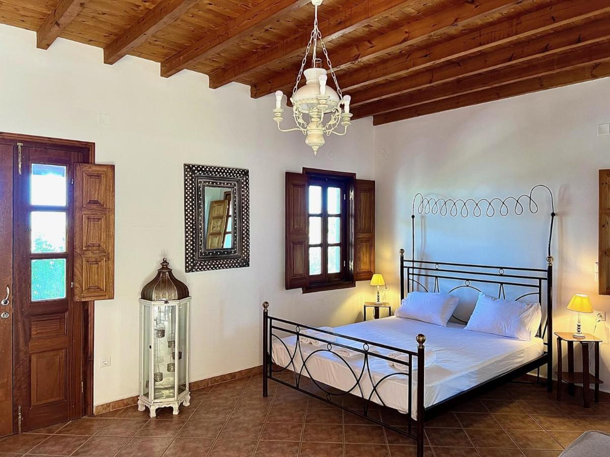 Litois Houses Patmos Sapsila 외부 사진